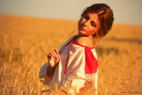 Совсем недавно отработала подарочный сертификат с обворожительной Юленькой? 01