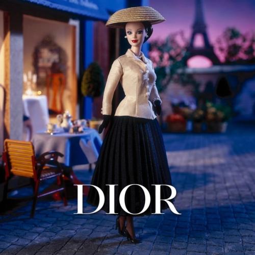 Самые модные - куклы Barbie в коллаборации с известными дизайнерами. 01 Самые модные - куклы Barbie в коллаборации с известными дизайнерами. 01