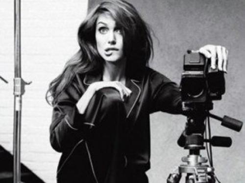 Что может поднять женщине настроение, наполнить ее женской энергией, напомнить ей, что она на самом деле женщина? 04 Что может поднять женщине настроение, наполнить ее женской энергией, напомнить ей, что она на самом деле женщина? 04