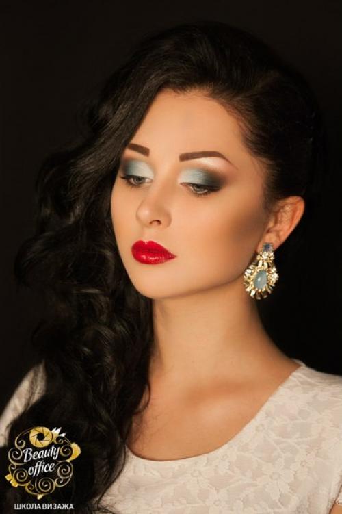 Базовый курс визажа. 06 Базовый курс визажа. 06