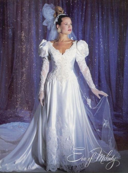 10 красивых фотографий, отражающих свадебный стиль 1990-х годов. 09