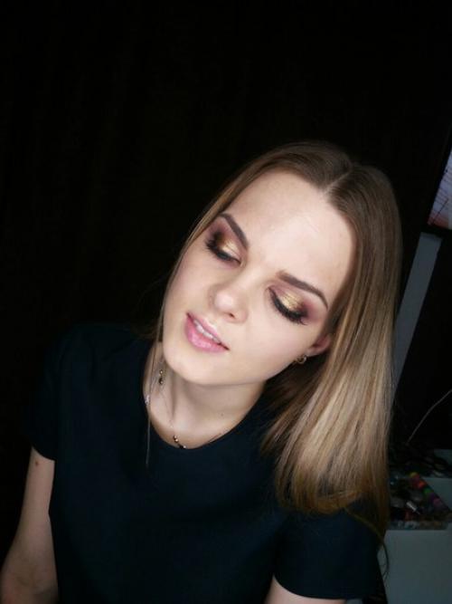 Девушки, я визажист и мастер по прическам. 03