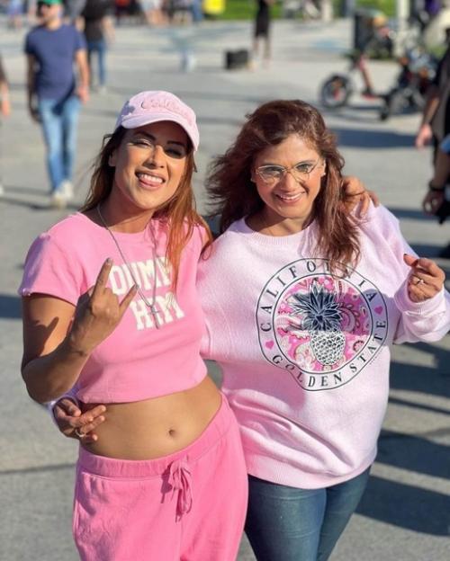 Новости от ниа шарма. 03 Новости от ниа шарма. 03