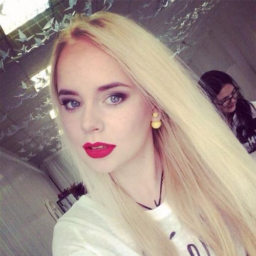 Уважаемые участники сообщества, привожу вам пример того, как должно выглядеть объявление о поиске модели на макияж. 02