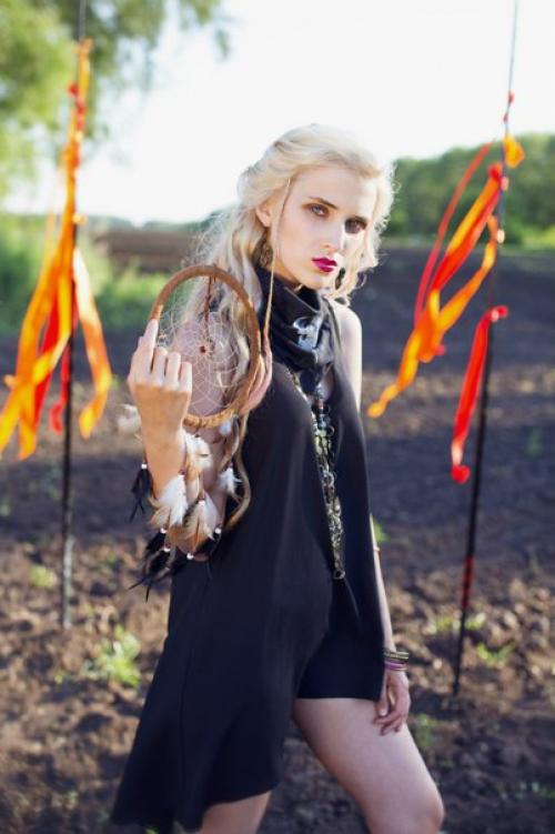 Я, кажется, могу бесконечно любоваться фотографиями с этой съемки: -. 03