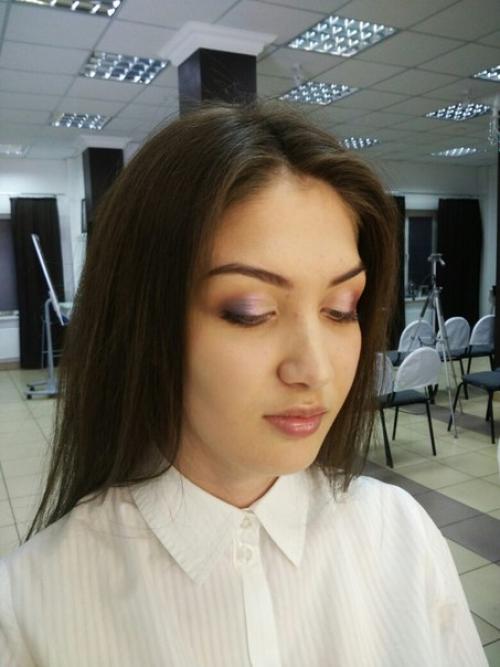 Девушки, я визажист и мастер по прическам. 05