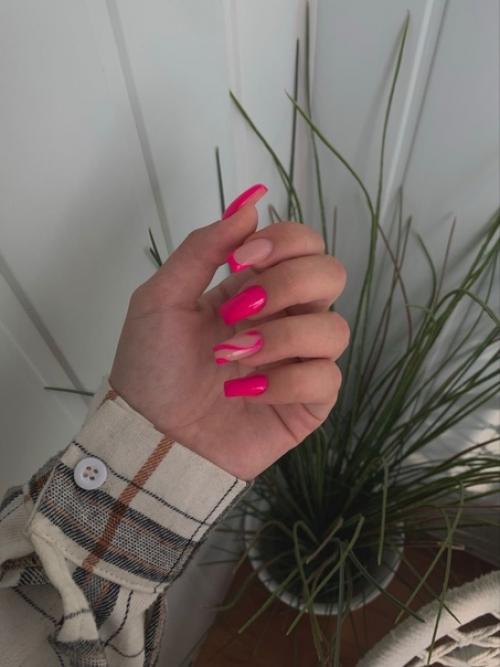 Мировая премьера фильма Барби состоялась 21 июля 2023 года. 01