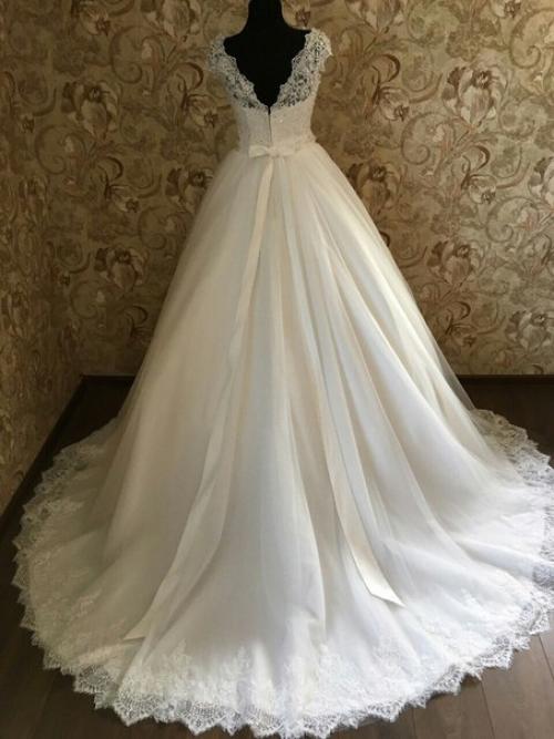 Брендовые свадебные платья на прокат или продаются. 04