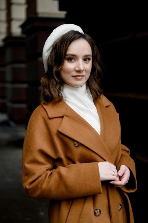 Ближайшие окна на образы/макияж/причёску: 05