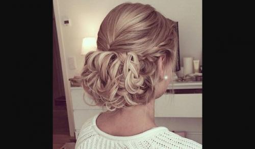 Как дама может поднять себе настроение? 01