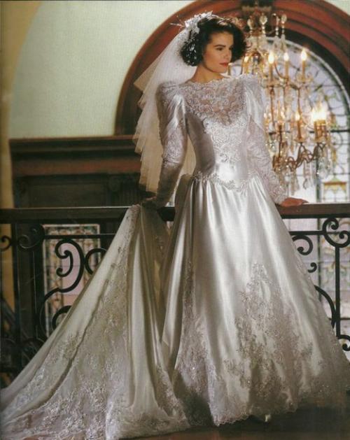 10 красивых фотографий, отражающих свадебный стиль 1990-х годов. 02