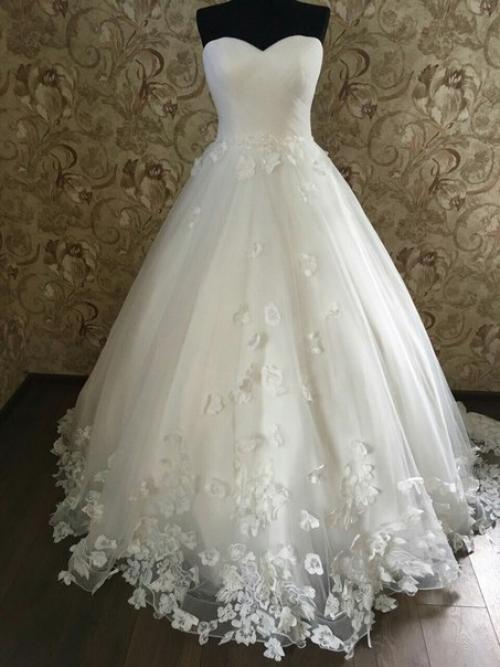 Брендовые свадебные платья на прокат или продаются. 01