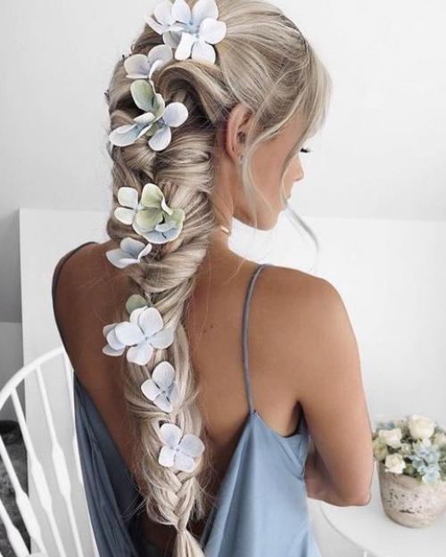 До того как я начала работать мне делала макияж на свадьбу. 08