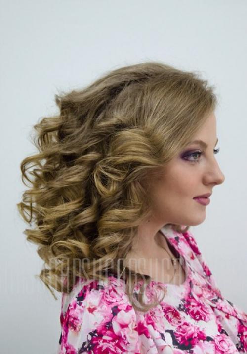 Ведется новый набор на курс Визажист - Стилист от студии макияжа и прически Sugar. 01