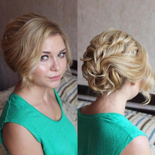 Дорогие девушки!  На 5 и 6 августа есть свободные окошки на прическу, макияж и художественное оформление бровей. 01