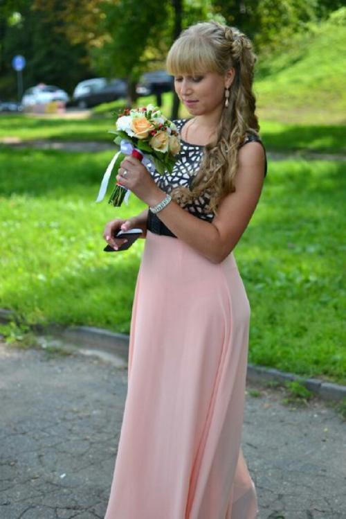 Предлагаю прически, укладки, плетение, локоны, макияж на любой случай жизни. 01