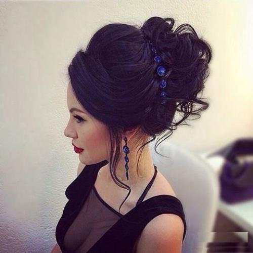 Услуги парикмахера визажиста по выгодным ценам предлагаю? 01