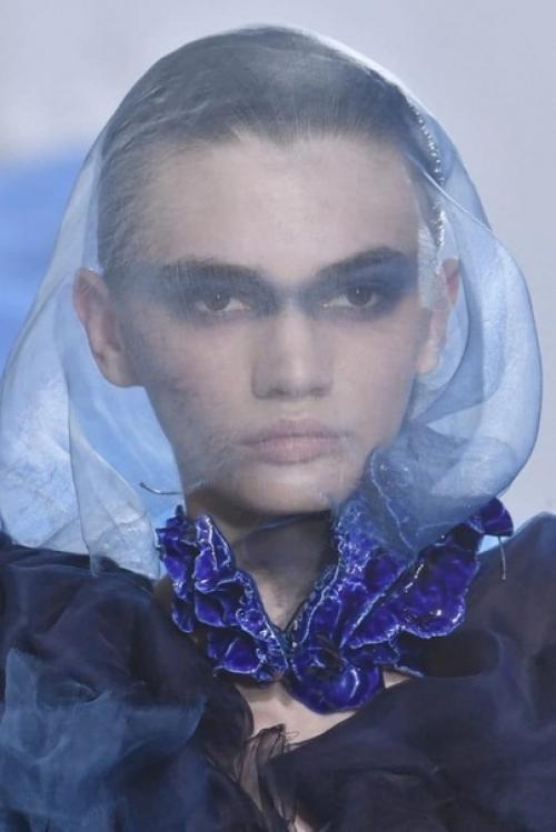 Недавно в Париже прошла неделя высокой моды. 02