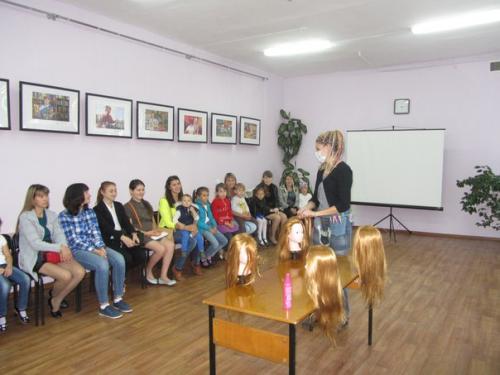 Любой девушке хочется каждый день иметь новый образ, вносить в него разнообразие, быть привлекательной и красивой. 01 Любой девушке хочется каждый день иметь новый образ, вносить в него разнообразие, быть привлекательной и красивой. 01