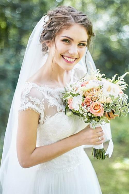 Внимание!  Идет набор на индивидуальное обучение Свадебным и Вечерним Прическам по курсу  стилист свадебных и вечерних причесок. 01