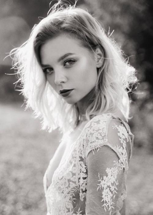 Дорогие девушки!  Создание праздничного образа. 01