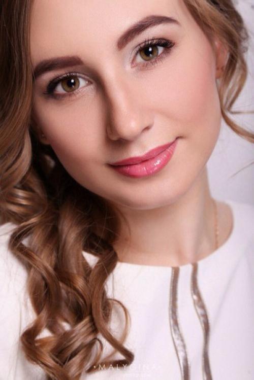 Милые невесты?   Акция *: свадебный образ (макияж и прическа) в сентябре всего за 2500! 01