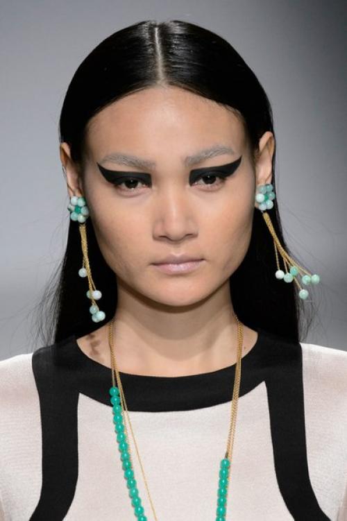 Модный макияж осень - зима 2016-2017: тенденция нарушать правила. 08 Модный макияж осень - зима 2016-2017: тенденция нарушать правила. 08