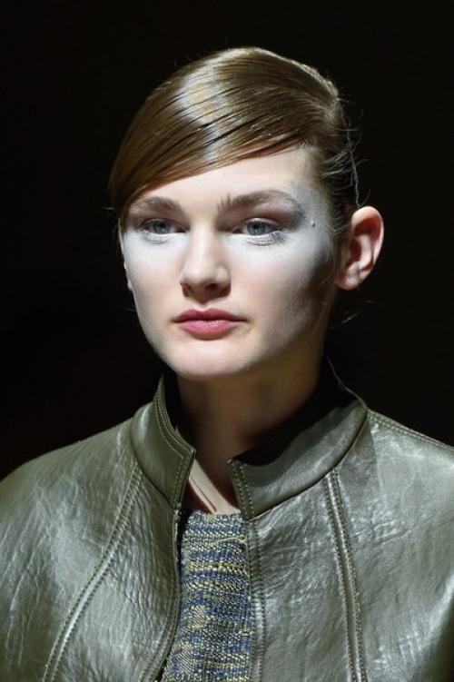 Модный макияж осень - зима 2016-2017: тенденция нарушать правила. 01 Модный макияж осень - зима 2016-2017: тенденция нарушать правила. 01