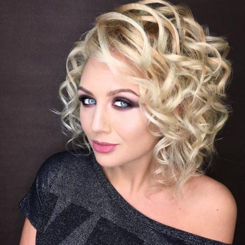 Дорогие девушки!  Создание праздничного образа. 02