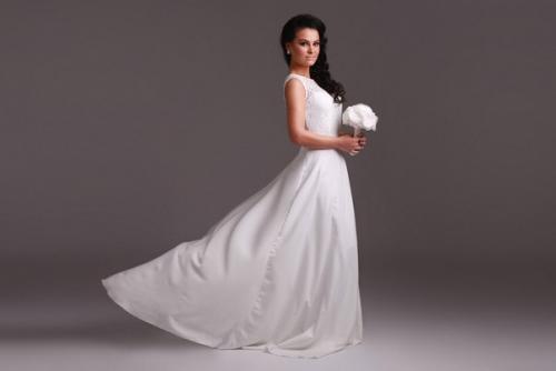 С недавнего времени в нашей студии практикуются фотосессии со свадебной репетиции;. 01