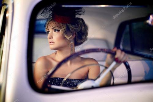 Ищу модель на стильную сьемку в стиле 30 х - 40 х. фотосьемка на ретро автомобиле. 03