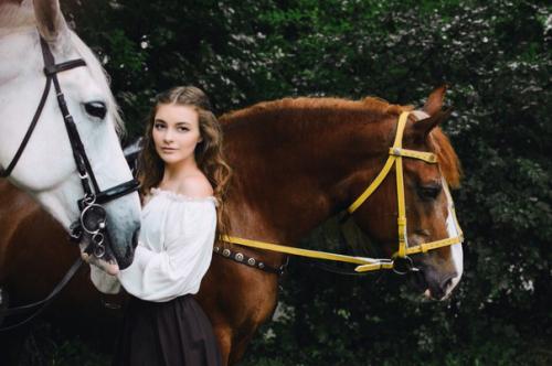 Всех с первым днём осени и с началом учёбы~! 01