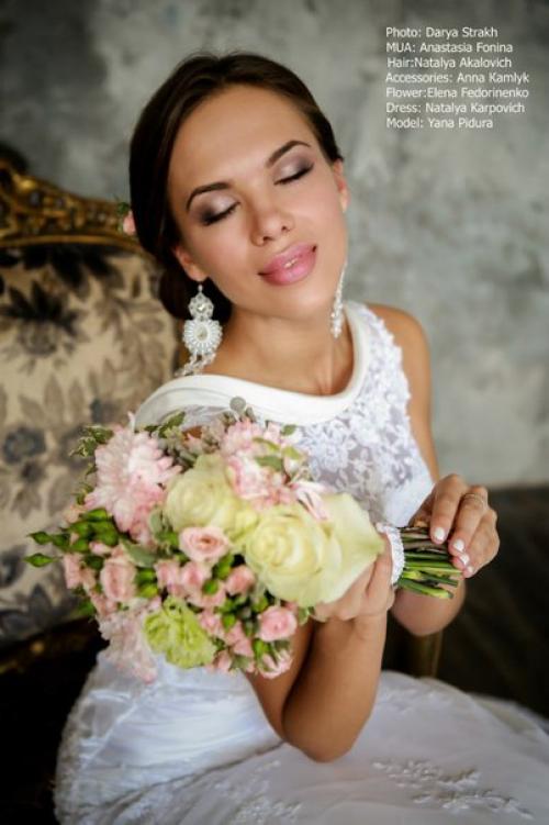 Внимание!  Акция?  Осталось свободное место в октябре, спешите записаться на макияж и получите скидку 50% на прическу? 01