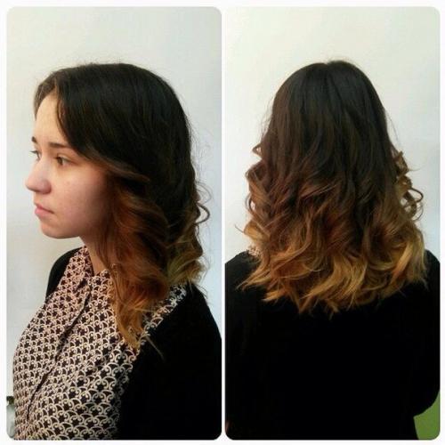 Салон красоты Дарья предлагает свои услуги. 07