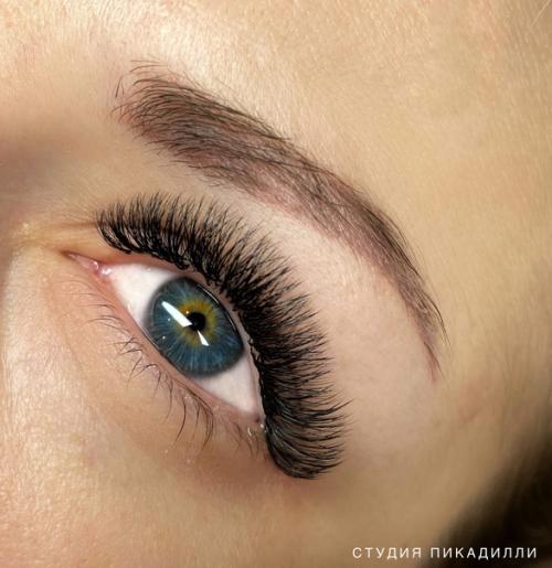 Наша уютная студия красивого взгляда Пикадилли. 01