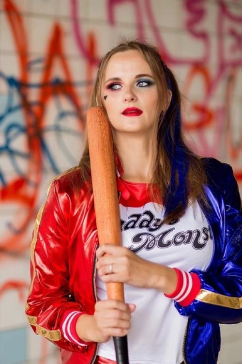 У моих девочек часто очень интересные идеи для фотосессий бывают. 03