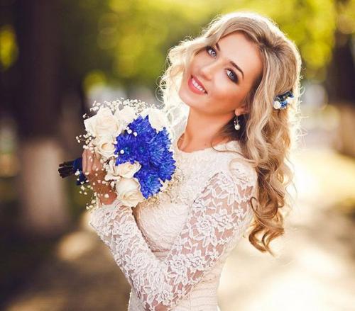 Дорогие девушки!  Создание праздничного образа. 03