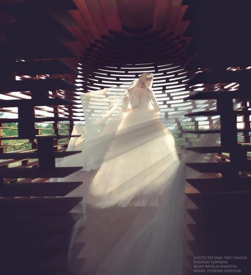 Представляю вам нашу очередную неповторимую по красоте фотосессию к свадебному сезону 2016 от Tzariena в Бельгии, провинция Лимбург. 02