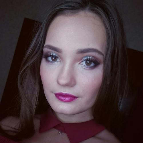 Нужны модели на образ (макияж плюс причёска либо локоны) 1500 р. профессиональная/люкс косметика. 04