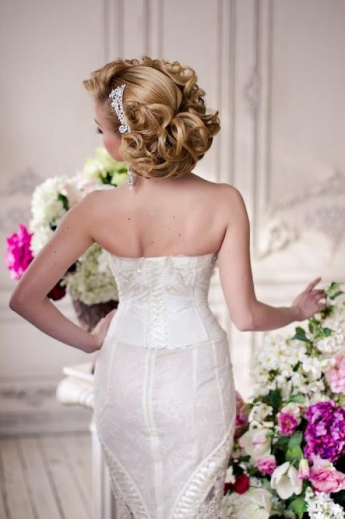 50%. Не упустите нашу скидку на свадебные и вечерние образы. 08