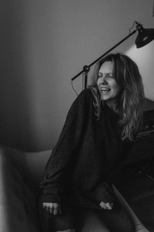 Вы можете прийти ко мне на съемку, любой. 05