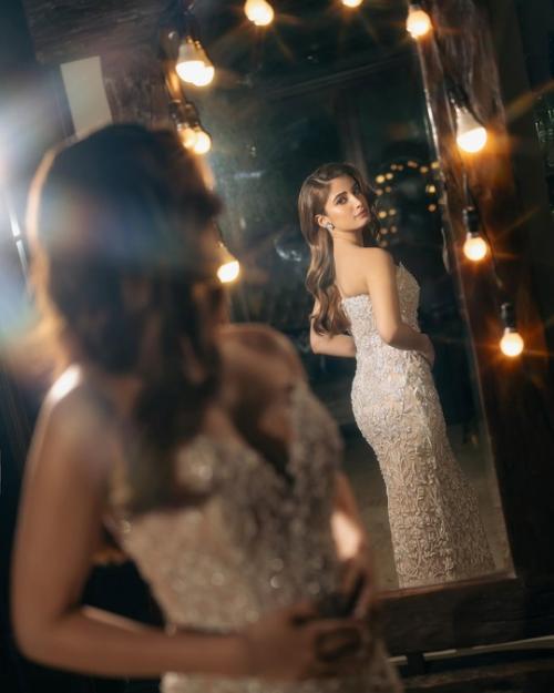 Образ Раши для премьеры фильма Azaad. 08