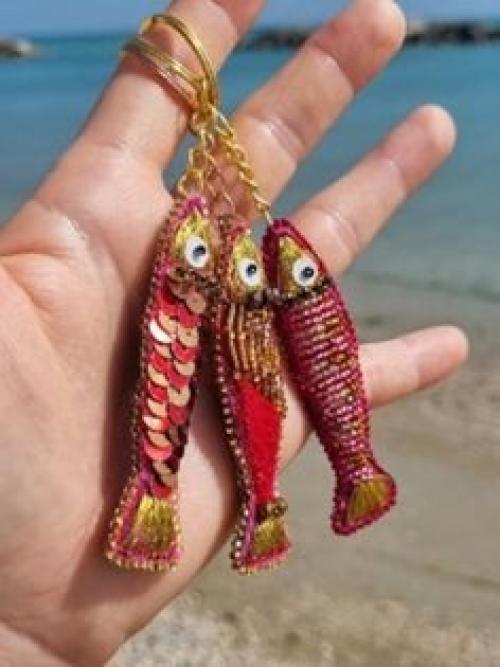 6. Castlecore - вдохновение готикой в моде и аксессуарах, средневековыми замками в декоре и дизайне. 04