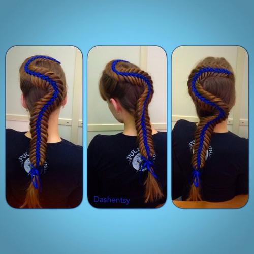 Здравствуйте!  Я визажист и стилист по прическам! 06