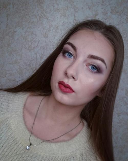 Нужны модели на образ (макияж плюс причёска либо локоны) 1500 р. профессиональная/люкс косметика. 02