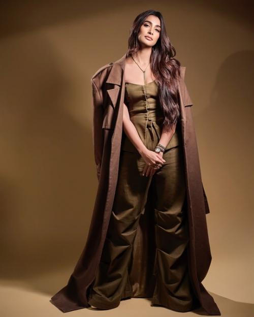 Образ пуджи для продвижения фильма Deva. 02