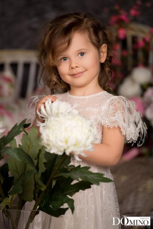 Ежегодный проект под названием Kids Fashion Calendar стартовал. 01