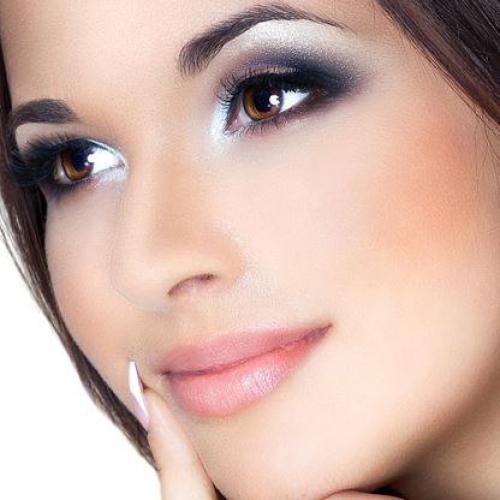 Милые девушки!  На макияж и прически записываемся! 02