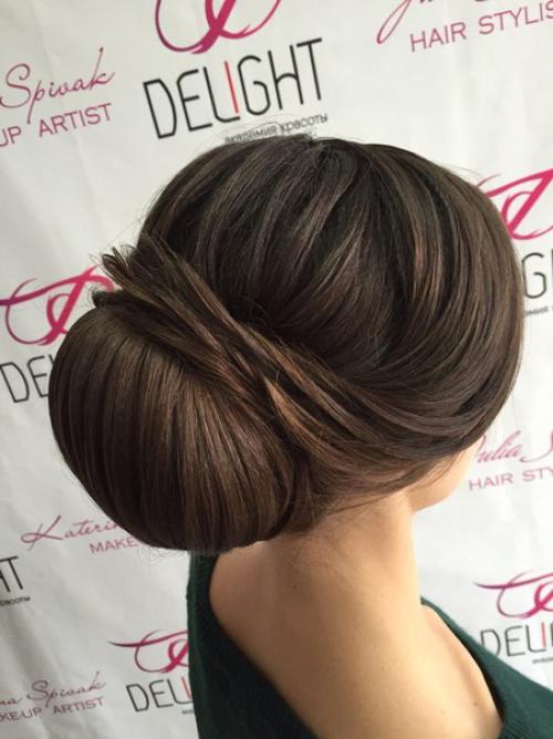 Милые девушки!  Предоставляю услуги профессионального визажиста, стилист по прическам, бровист! 04