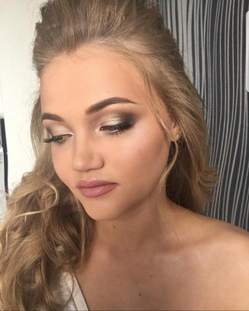 Макияж?  Прически?  Пермаментный макияж (татуаж) стрижки? 02